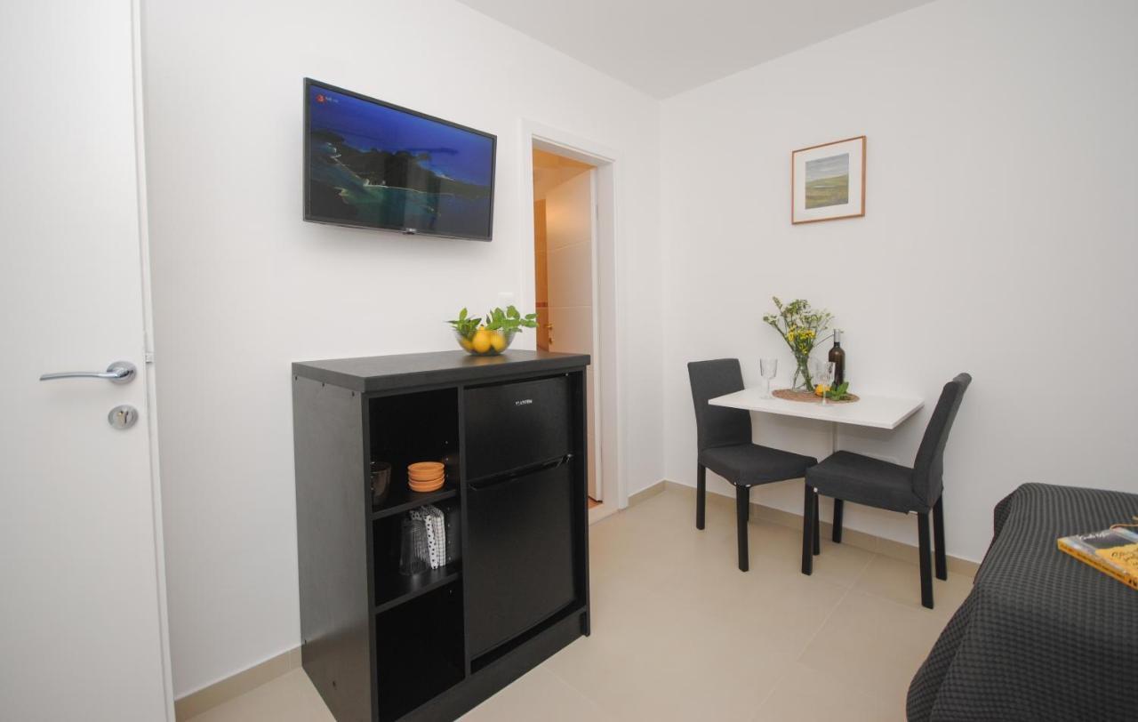 Rooms Dilk Βις Εξωτερικό φωτογραφία